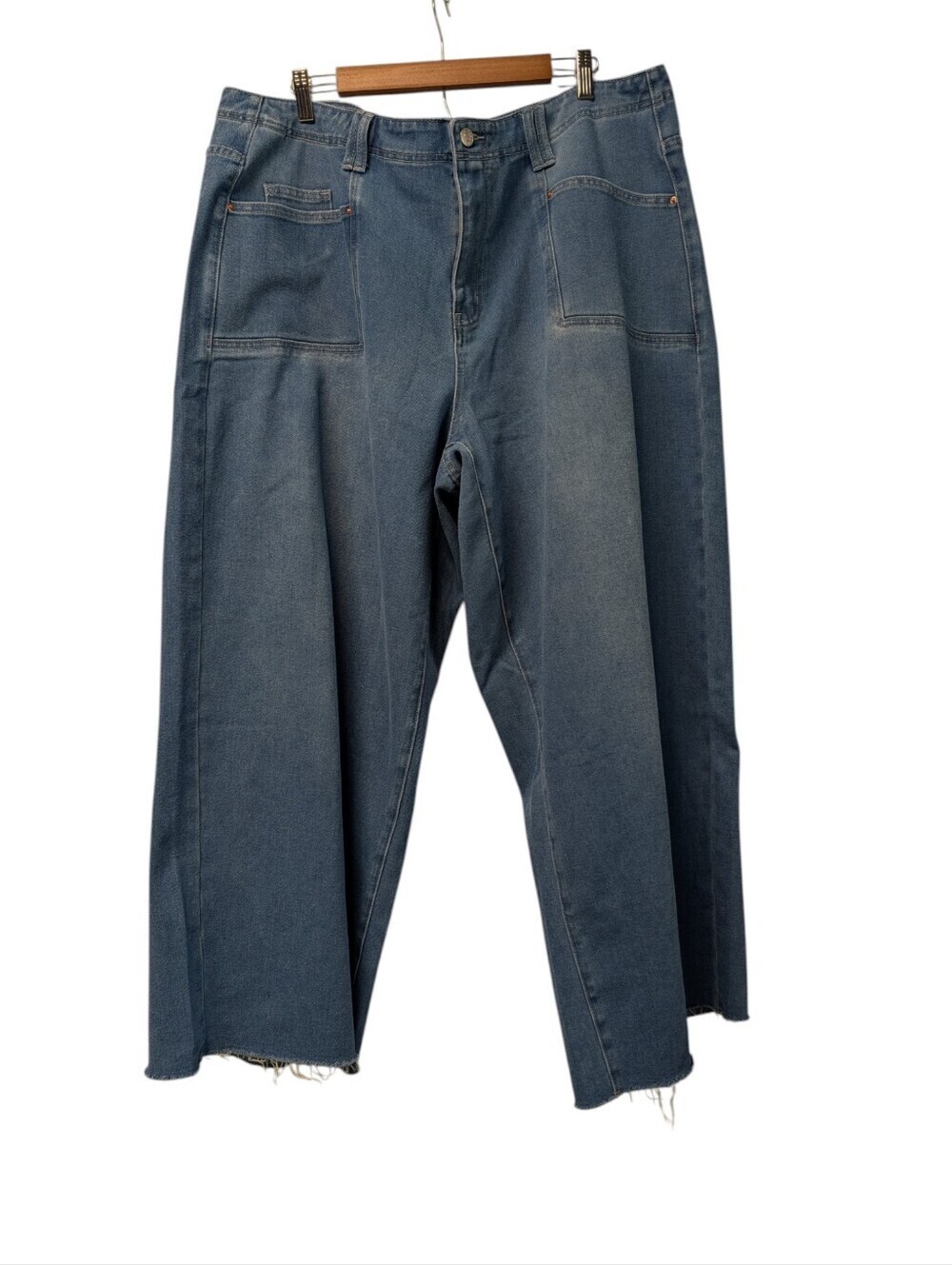 Womens Plus 4XL Wide Leg Jeans Blue Denim Raw Hem Pockets Plus Size Barrel Pants